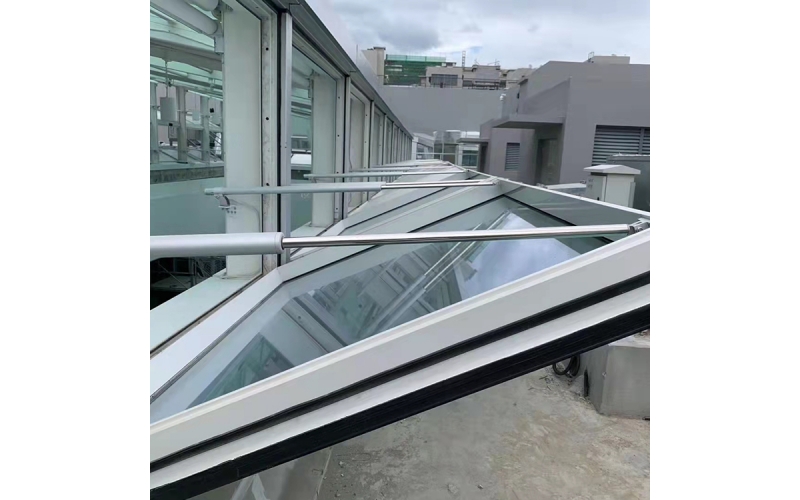 如何延長螺桿式開窗機的使用壽命？